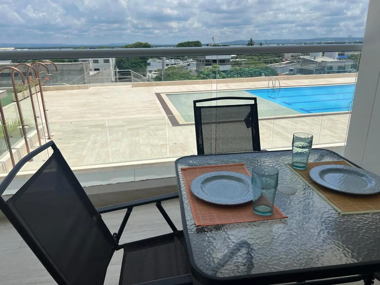 Hospedaje Junto Al Aeropuerto Y La Playa Lejlighed Cartagena