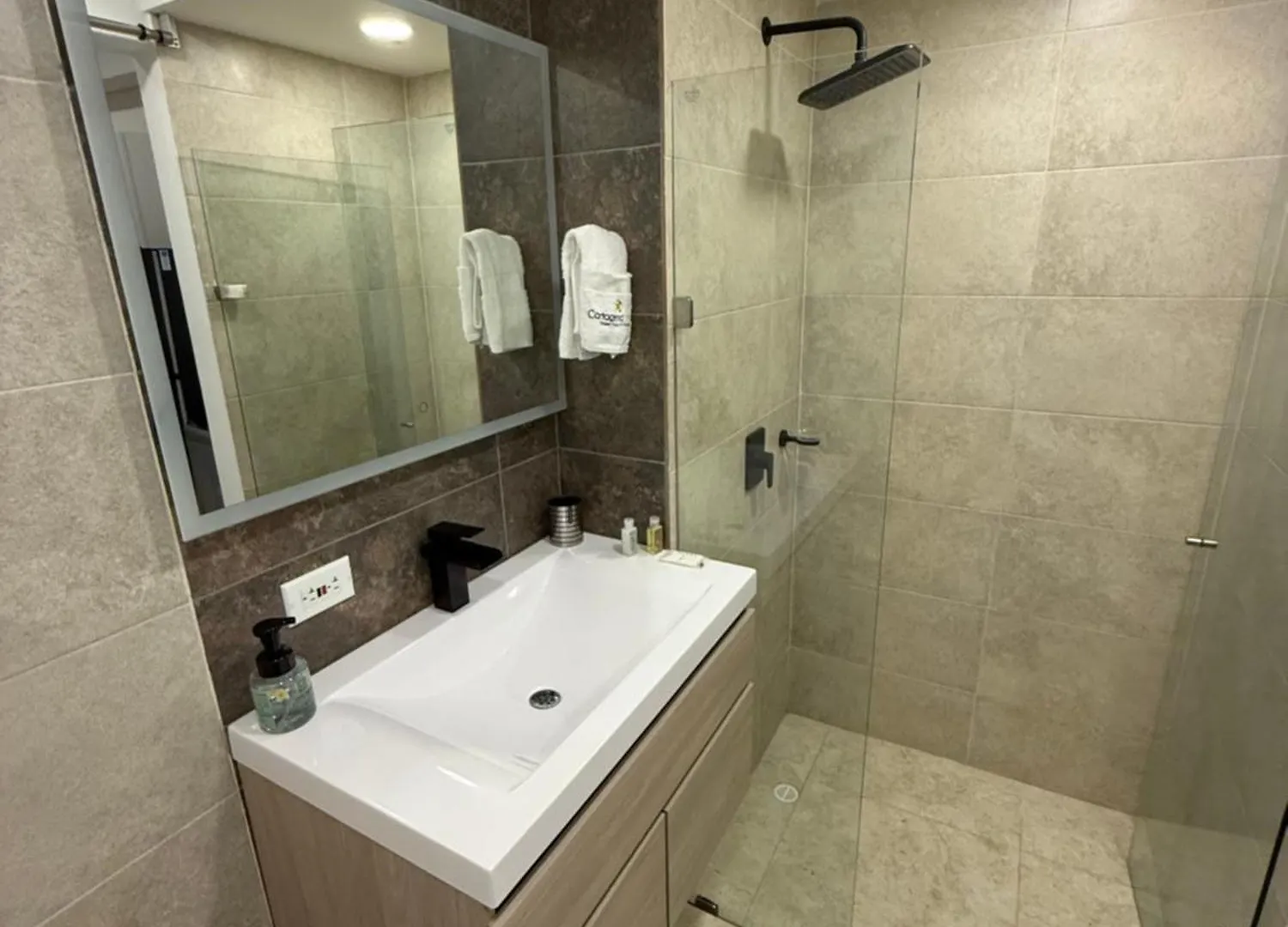 Hospedaje Junto Al Aeropuerto Y La Playa Cartagena Appartamento